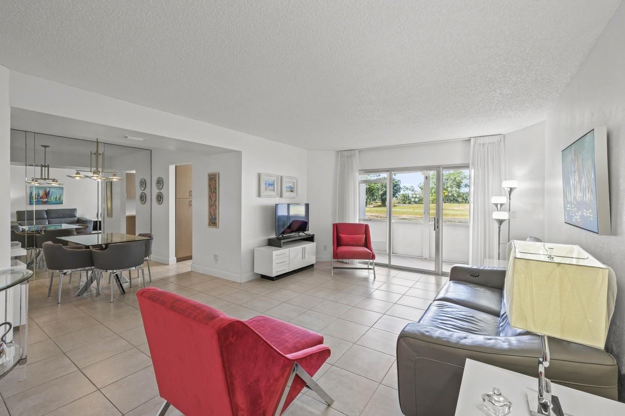 3871 Via Poinciana Apt 104 - Photo 3 of 19