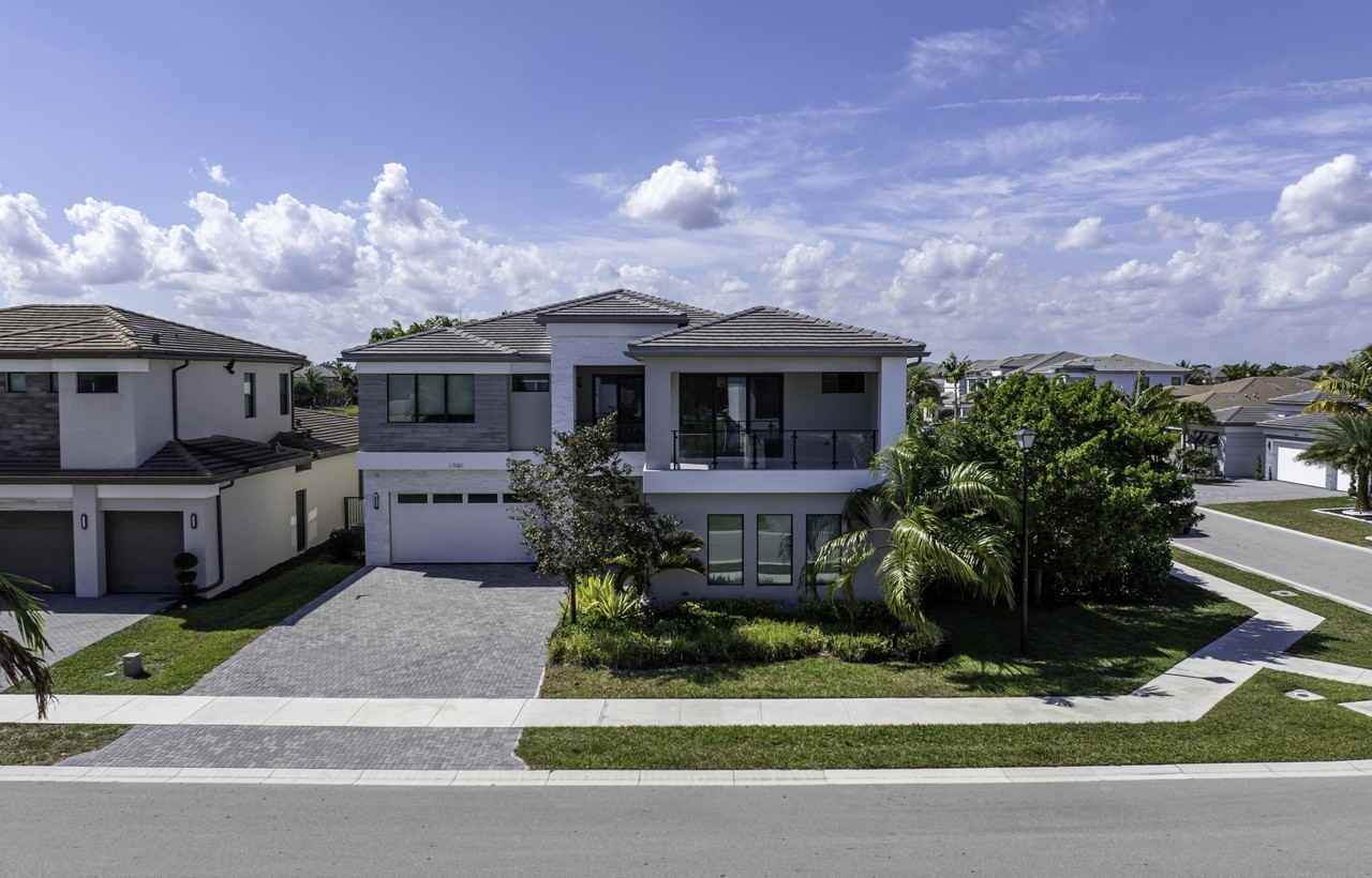 17081 Five Waters Ave - Photo 2 of 50