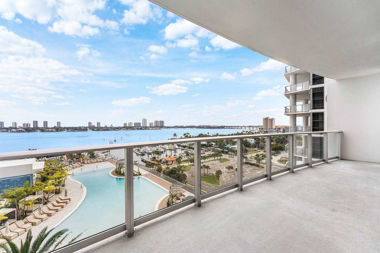 220 Lake Shore Dr Apt 1006 - Photo 2 of 50