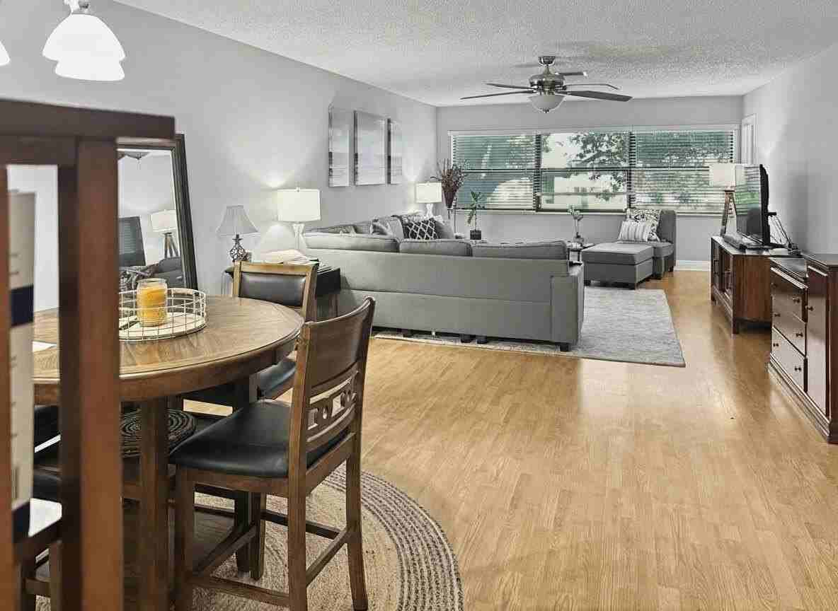 3011 Sw 21st Ter Unit 382b - Photo 3 of 21