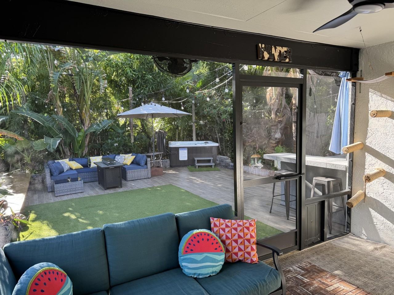 1605 S N St - Photo 2 of 16