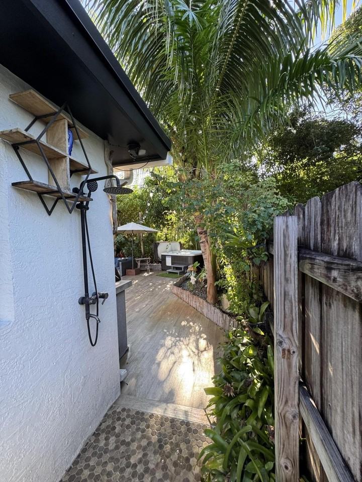 1605 S N St - Photo 4 of 16