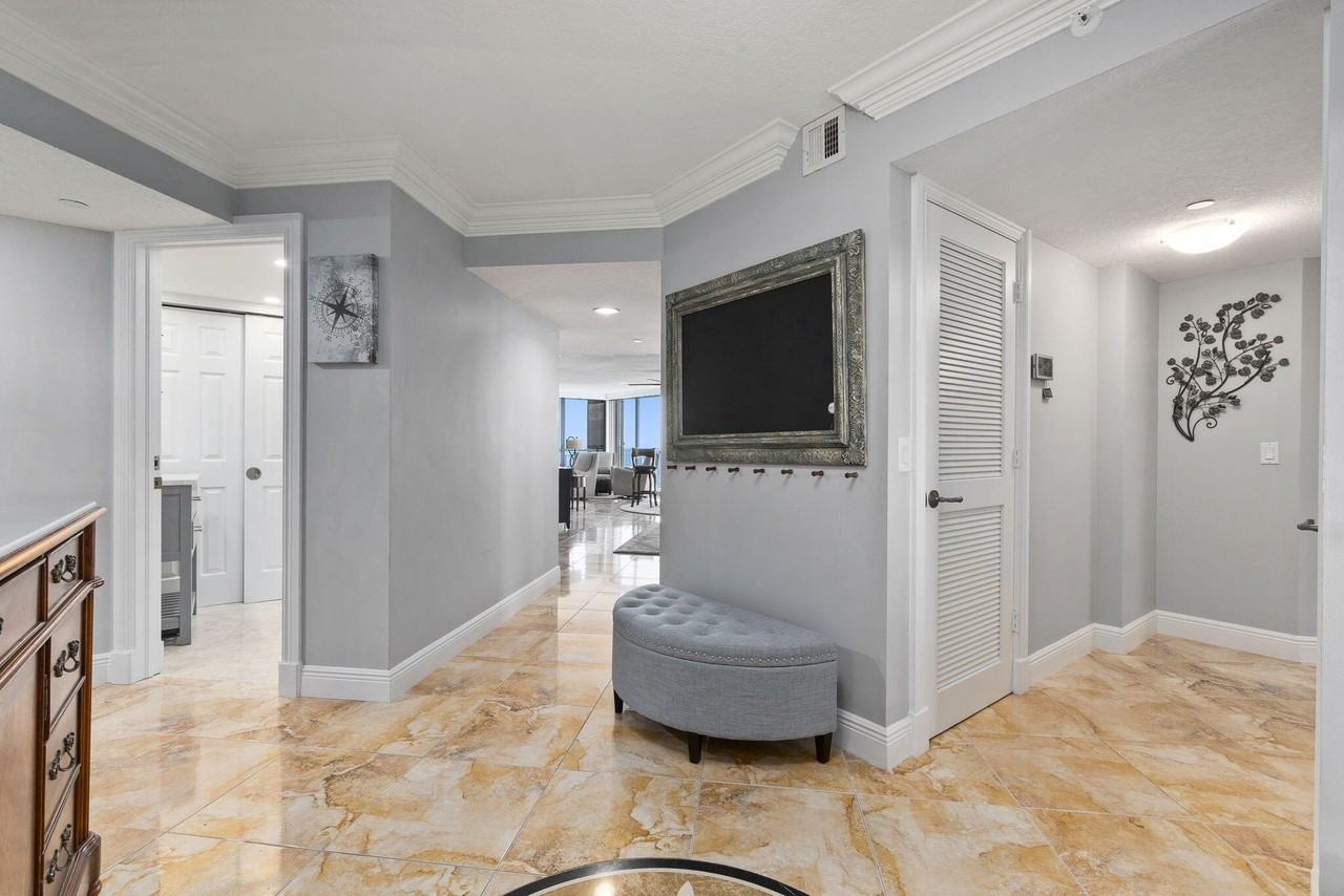 9600 S Ocean Dr Apt 1508 - Photo 4 of 50