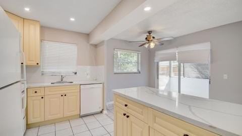 310 S J St Apt 2 - Photo 7 of 16