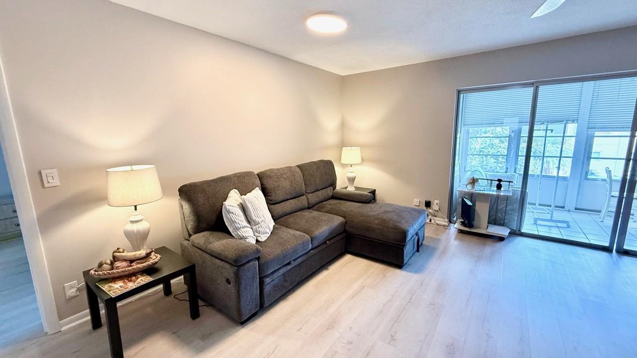 705 Lori Dr Apt 209 - Photo 4 of 16