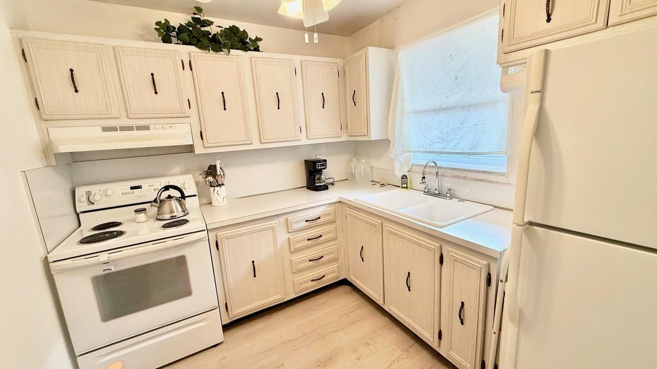 705 Lori Dr Apt 209 - Photo 6 of 16