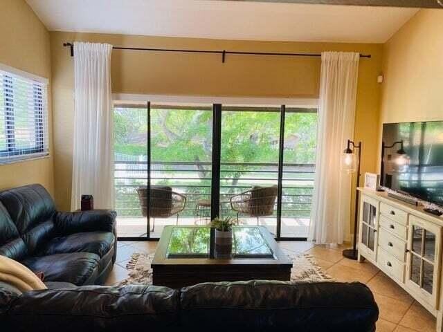 4 Via De Casas Sur Apt 203 - Photo 3 of 26