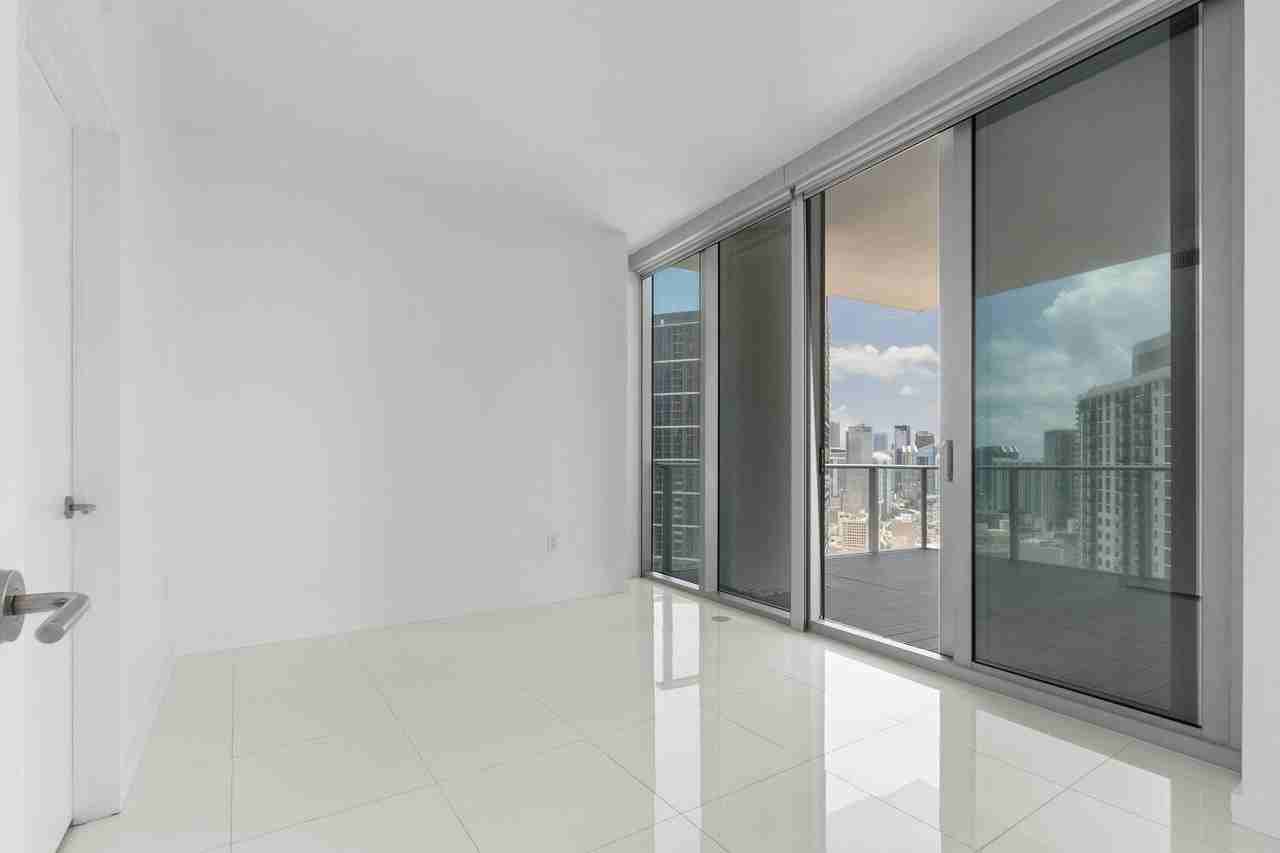 851 Ne 1st Ave Unit 3512 - Photo 5 of 41