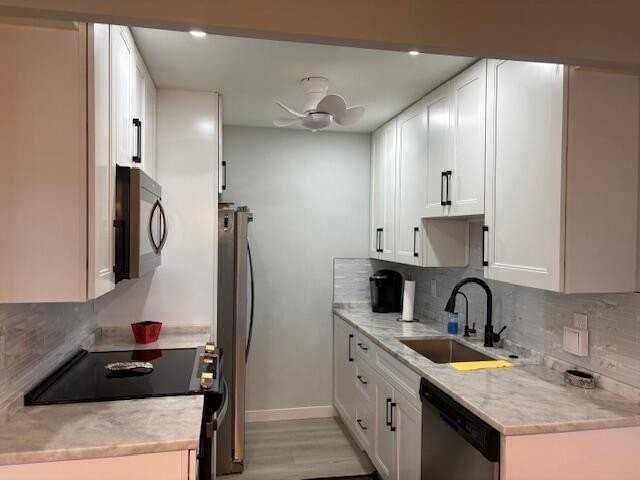 1015 Cornwall A Unit 1015 - Photo 3 of 19