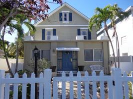 featured image of 209 S Lakeside Dr Apt C #Apt A