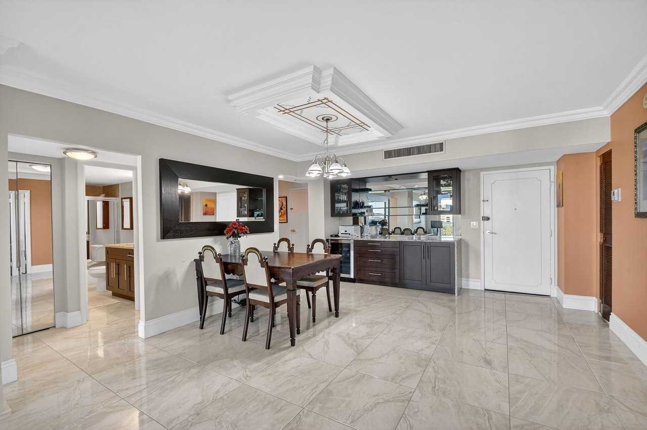 3450 S Ocean Blvd Apt 423 - Photo 3 of 27