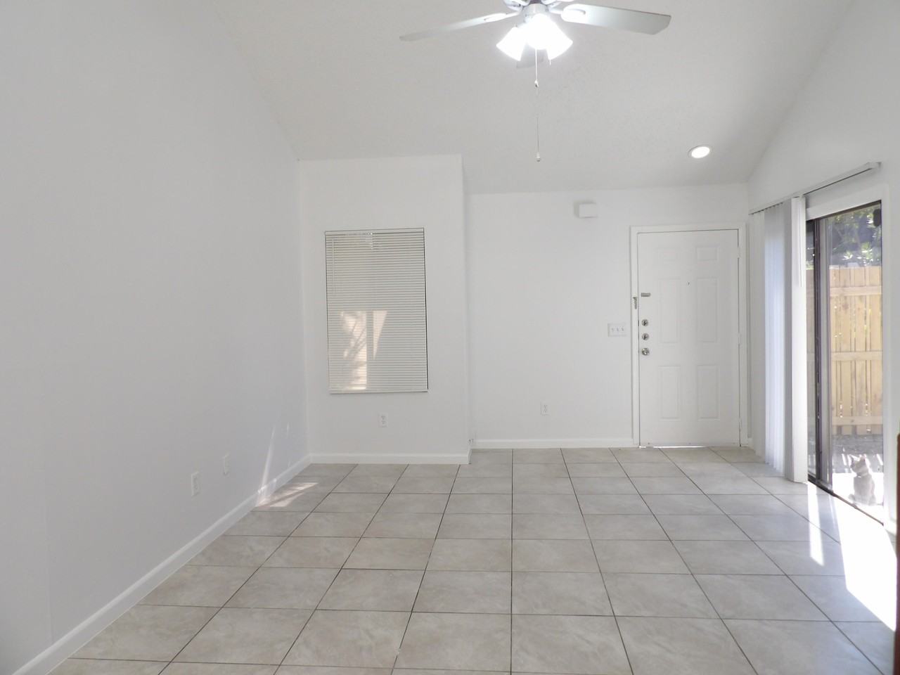 4132 Palm Bay Cir Apt C - Photo 3 of 48