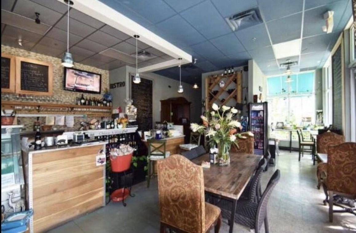 802 W Windward Way Apt 216 - Photo 6 of 34