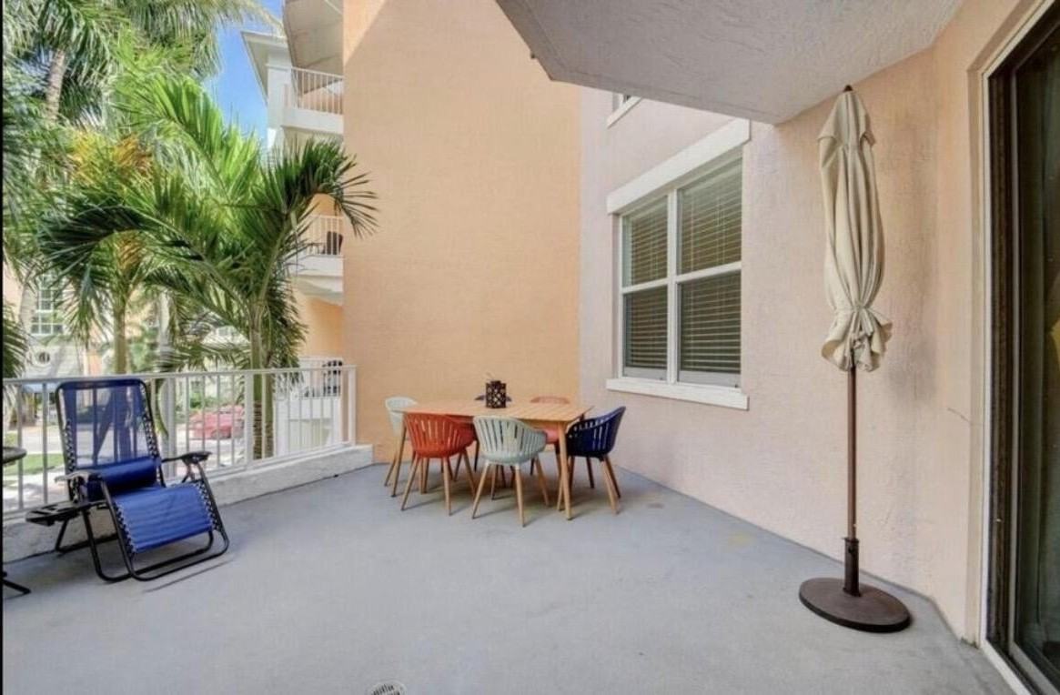 802 W Windward Way Apt 216 - Photo 7 of 34