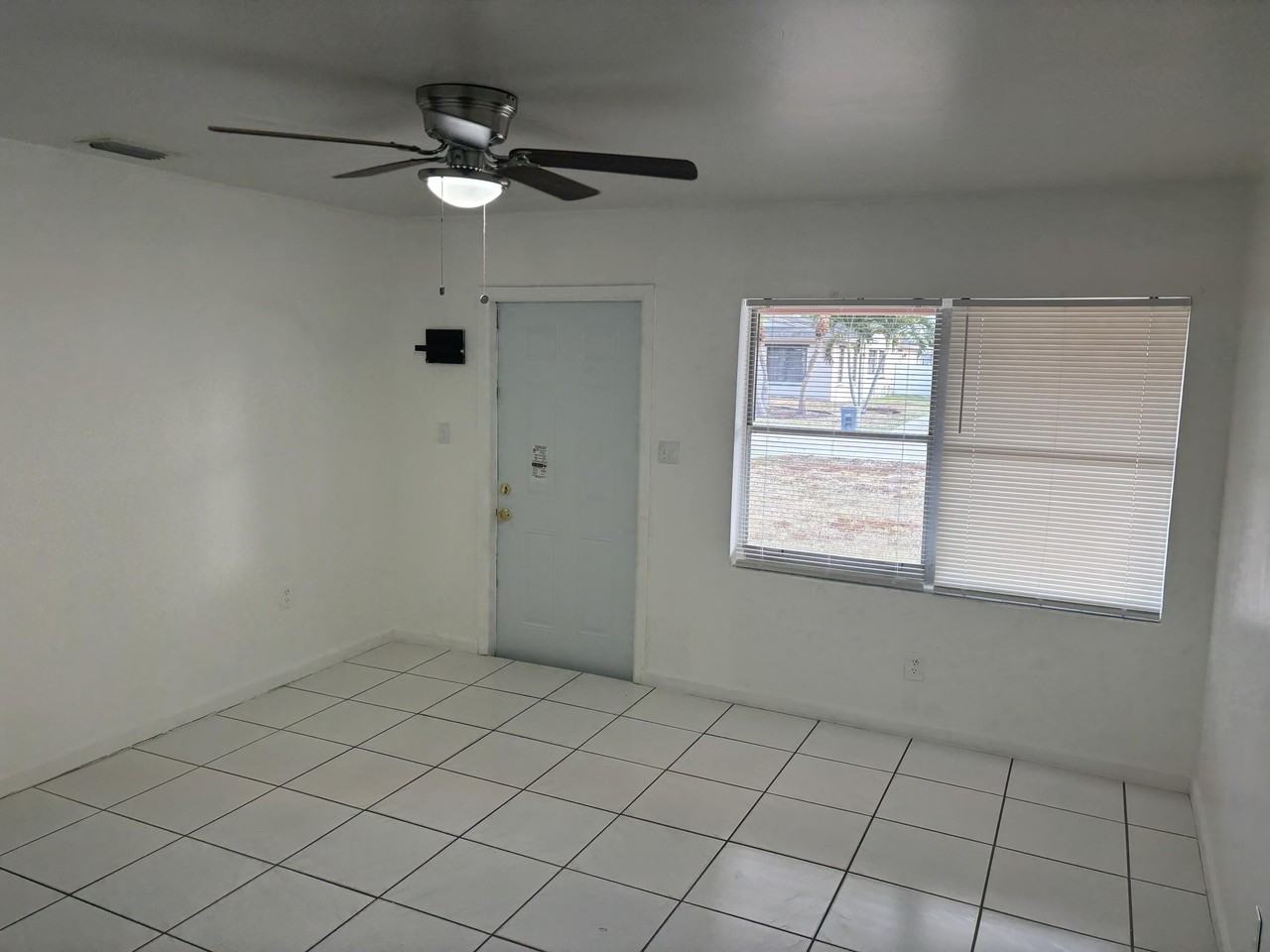 4369 State Dr - Photo 3 of 20