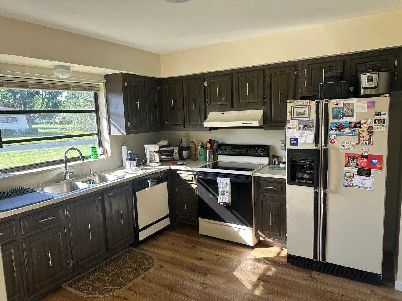 4800 Quailwood Dr Apt A - Photo 6 of 26