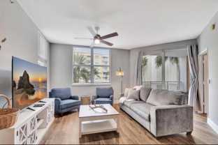 804 E Windward Way Apt 316 - Photo 1 of 1