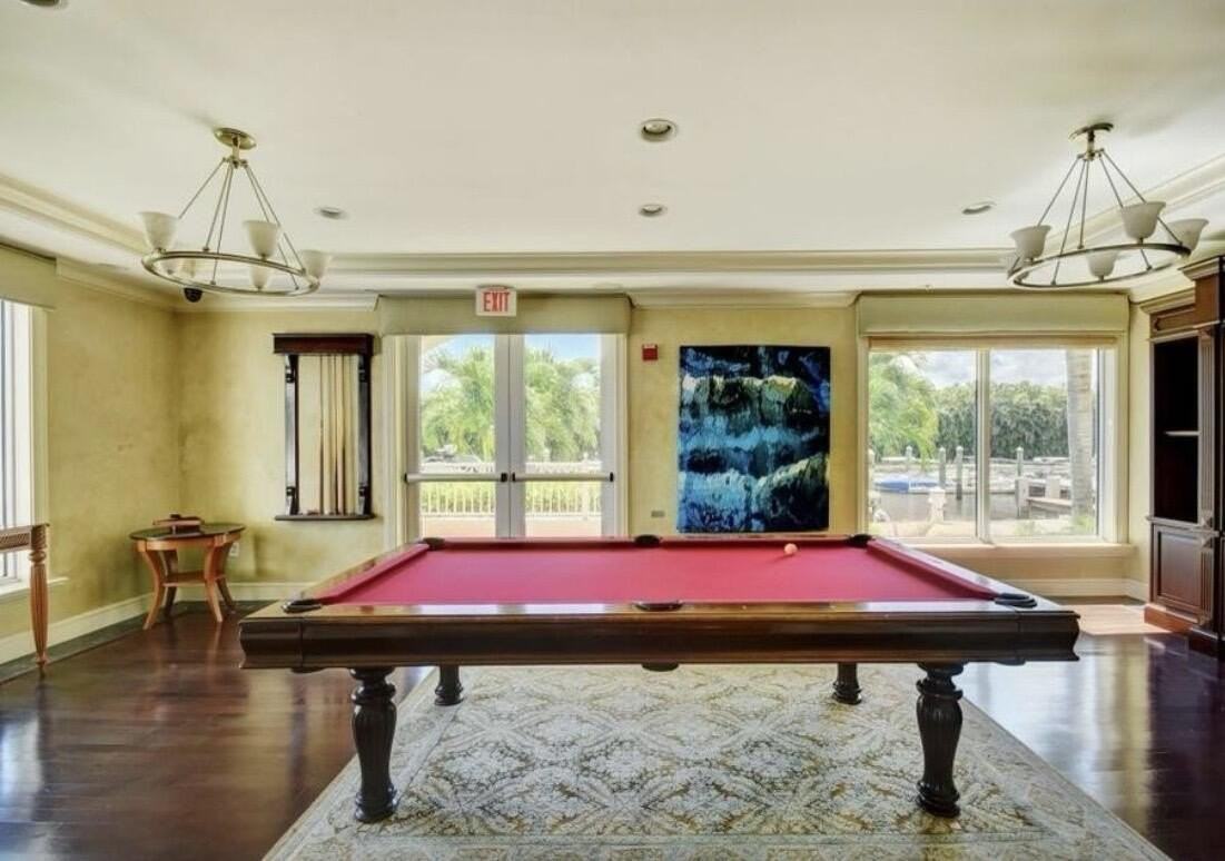 804 E Windward Way Apt 316 - Photo 3 of 50