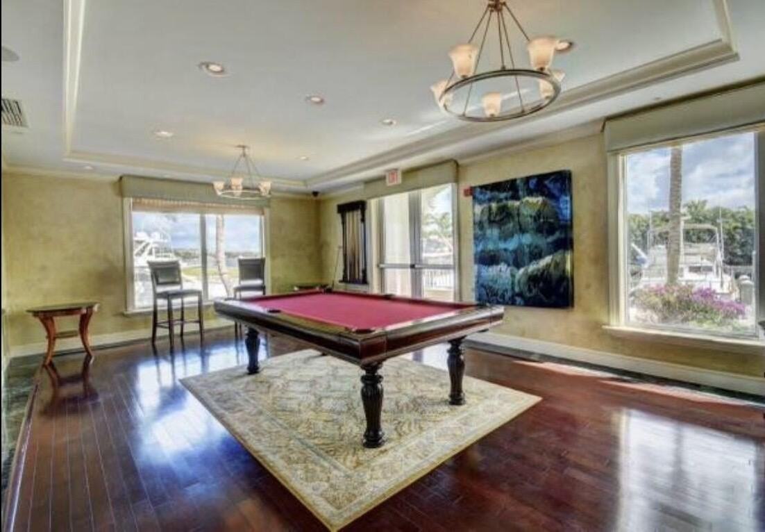 804 E Windward Way Apt 316 - Photo 6 of 50