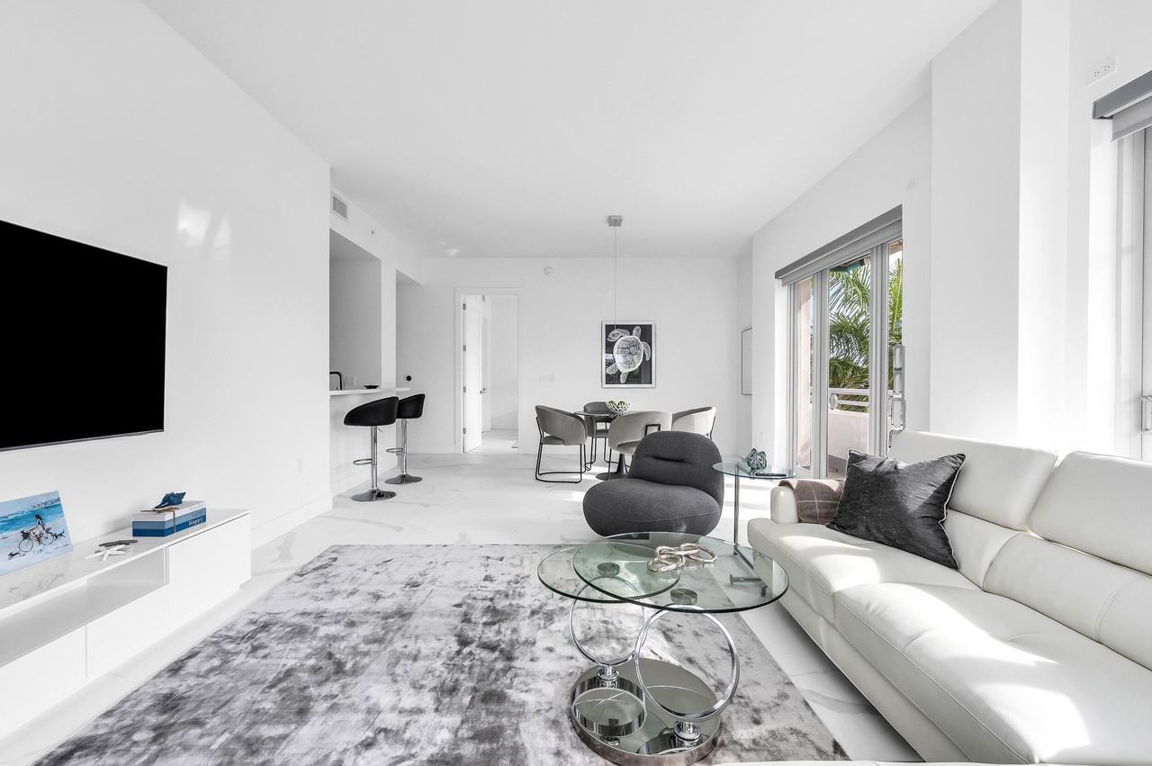 155 E Boca Raton Rd Unit 303 - Photo 5 of 38