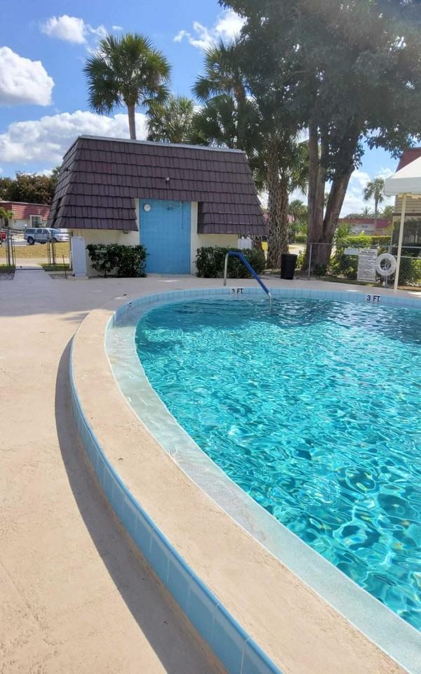 12003 Poinciana Blvd Unit 204 - Photo 6 of 11