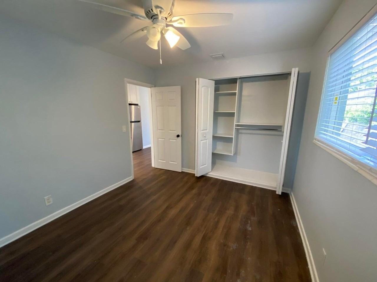 338 Walton Blvd Apt 4 - Photo 4 of 6