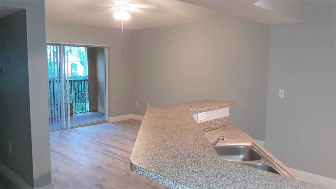 3818 Nw Adriatic Ln Unit 1-308 - Photo 7 of 18