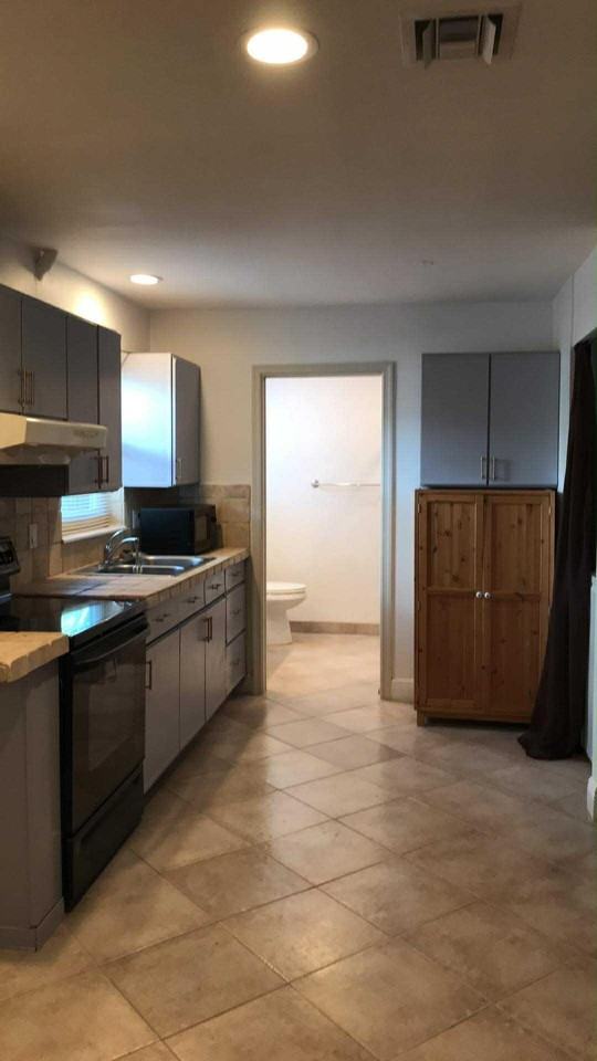 141 Ipswich St Unit 1 - Photo 3 of 14