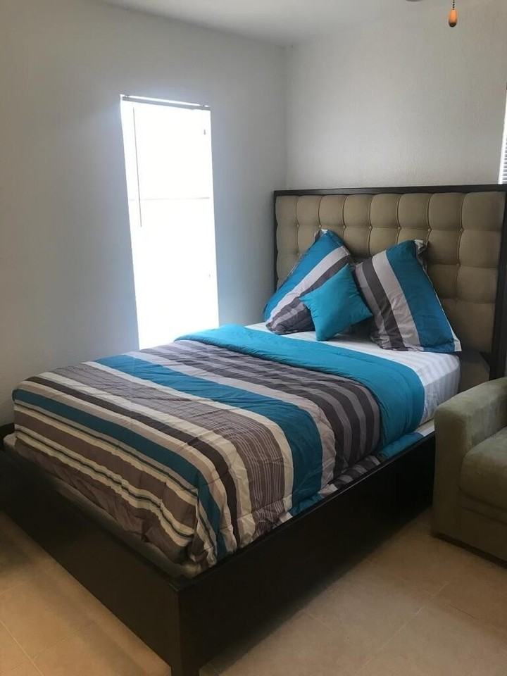 141 Ipswich St Unit 2 - Photo 2 of 8