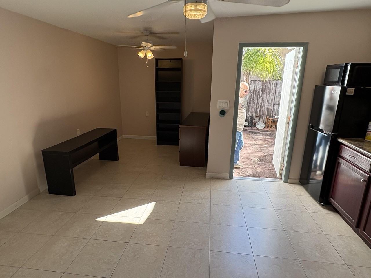 141 Ipswich St Unit 3 - Photo 4 of 7