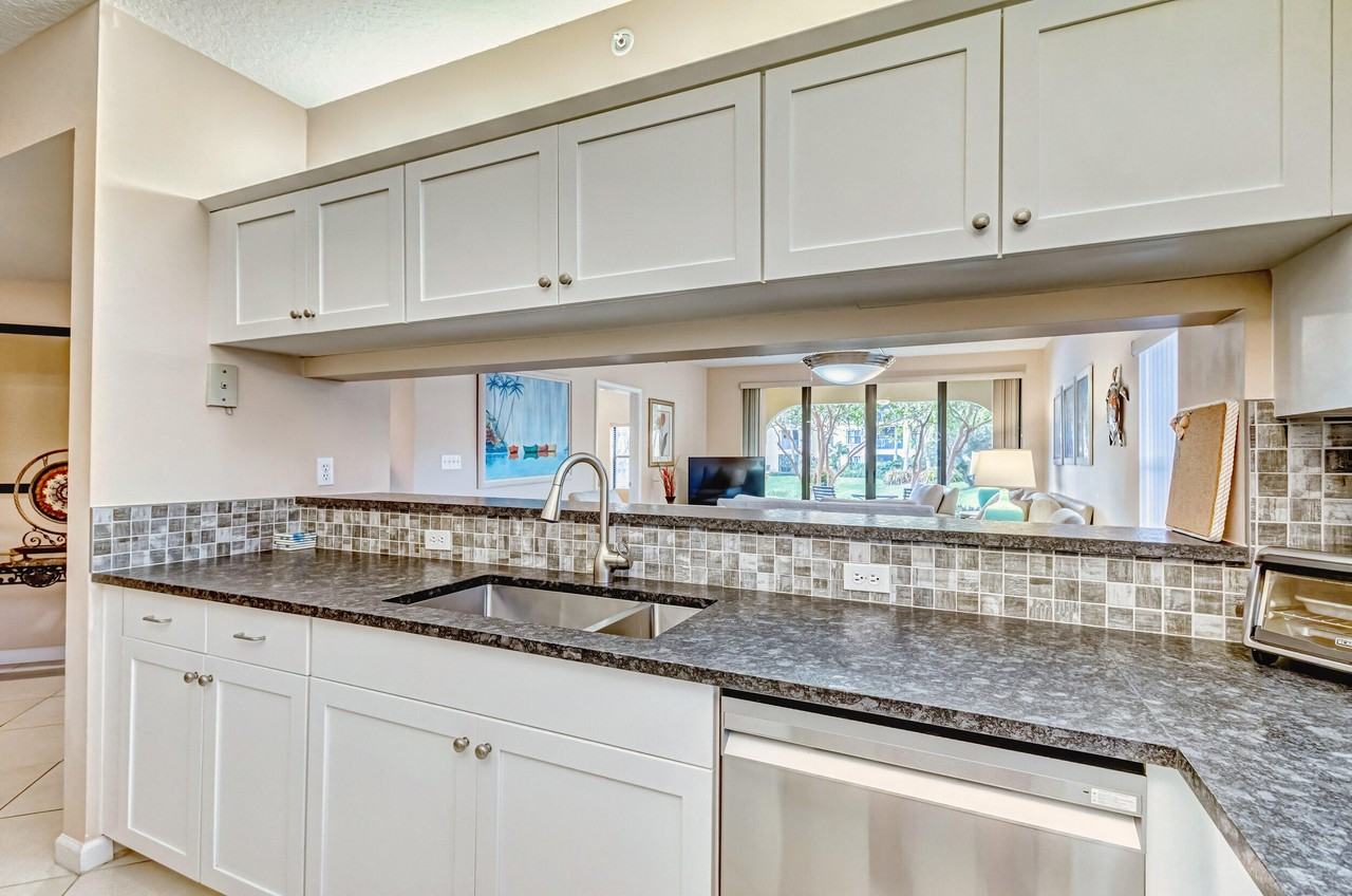 200 Uno Lago Dr Apt 105 - Photo 7 of 41