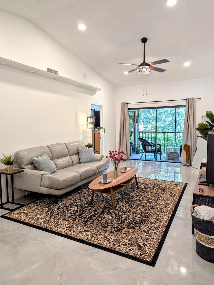 3130 Millwood Ter Unit 2160 - Photo 3 of 34