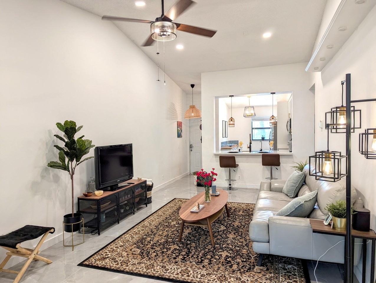 3130 Millwood Ter Unit 2160 - Photo 6 of 34