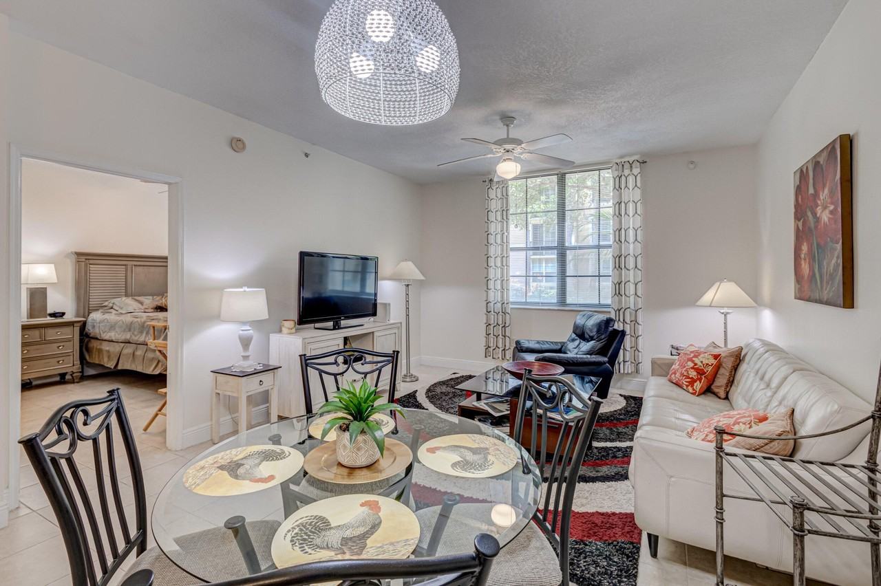 630 S Sapodilla Ave Apt 112 - Photo 7 of 50