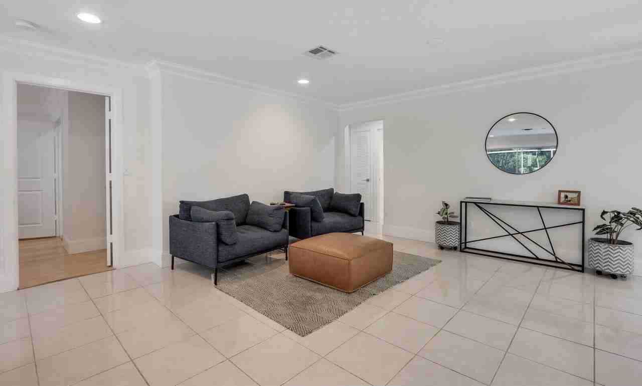 96 S Sewalls Point Rd - Photo 4 of 19