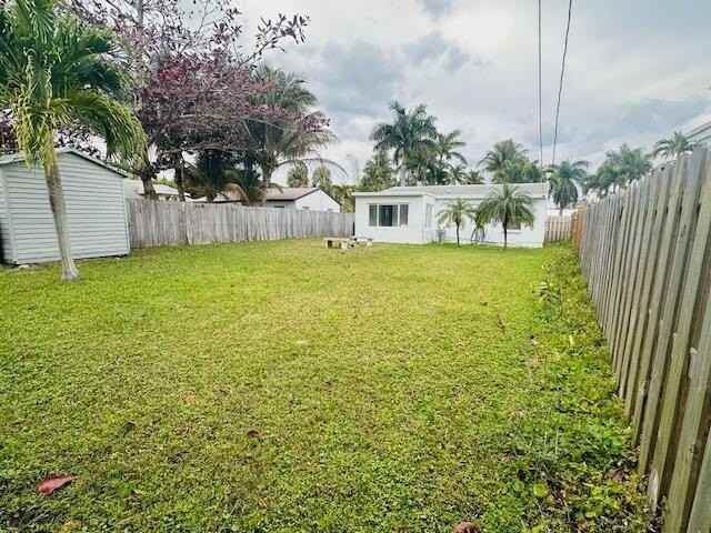 640 Oak St - Photo 2 of 38