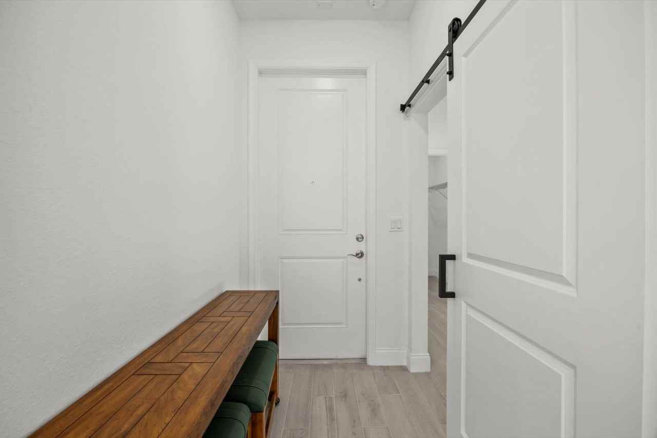 10139 Nw Dreamweaver Rd - Photo 3 of 45