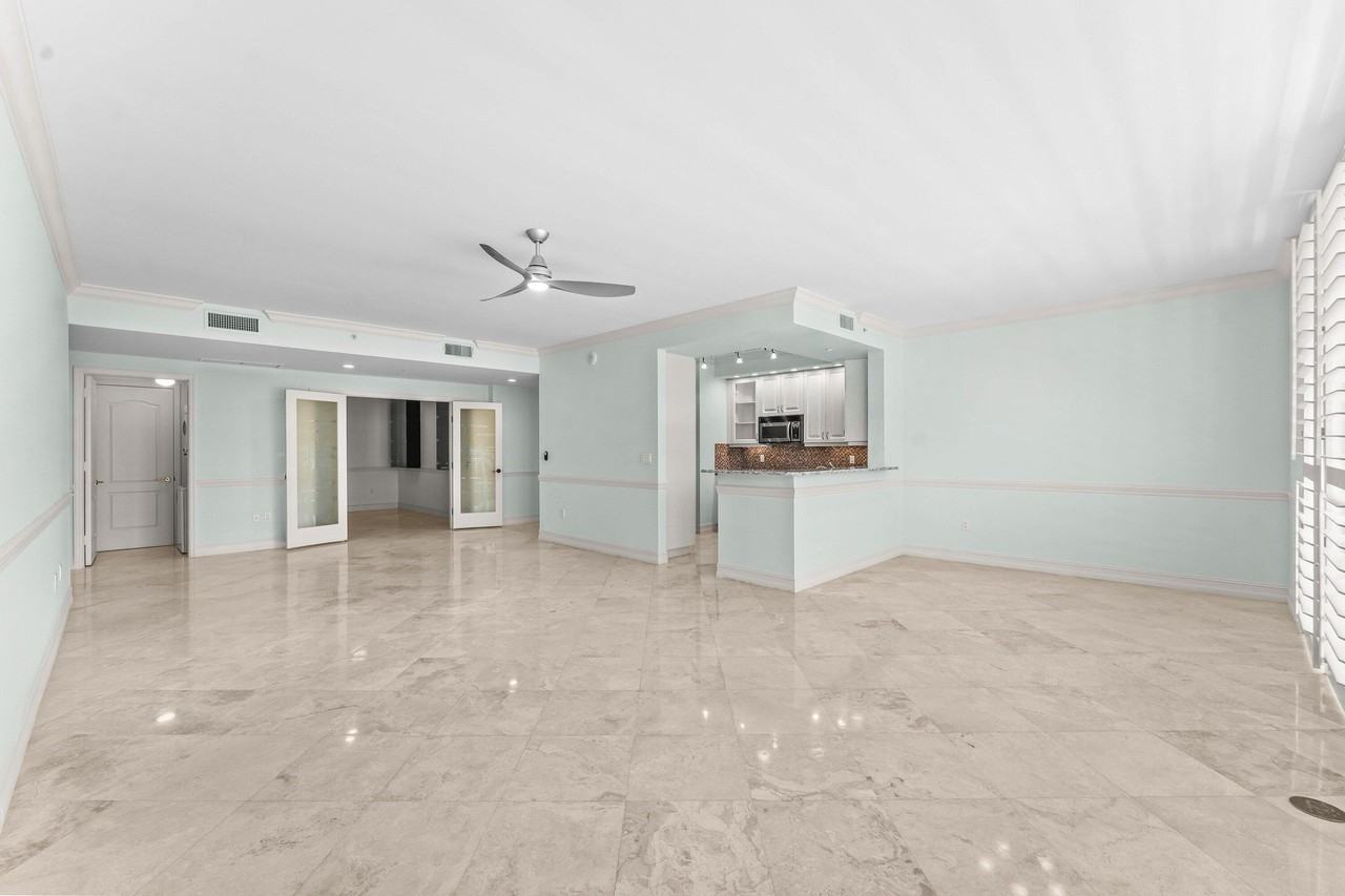 550 Se Mizner Blvd Apt B501 - Photo 7 of 50