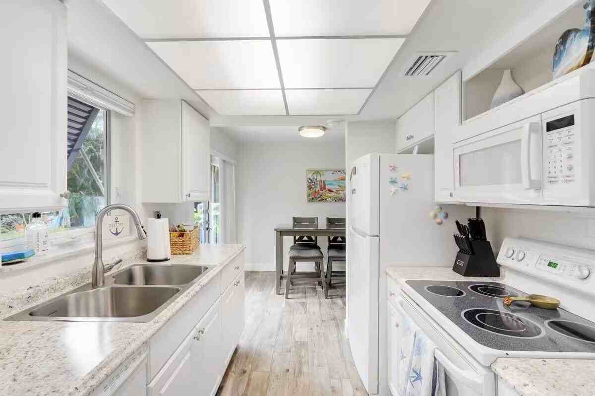 1519 Treemont Ave - Photo 6 of 15