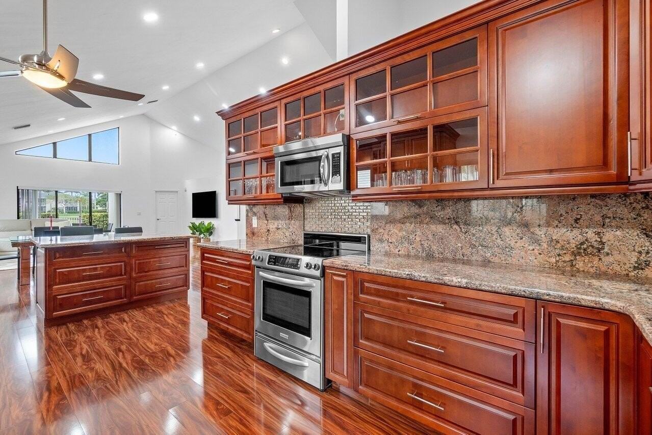 5236 Via De Amalfi Dr - Photo 2 of 50