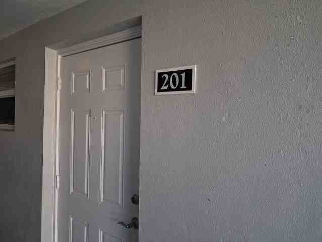 32 Colonial Club Dr Apt 201 - Photo 2 of 15