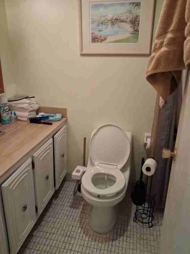 32 Colonial Club Dr Apt 201 - Photo 4 of 15