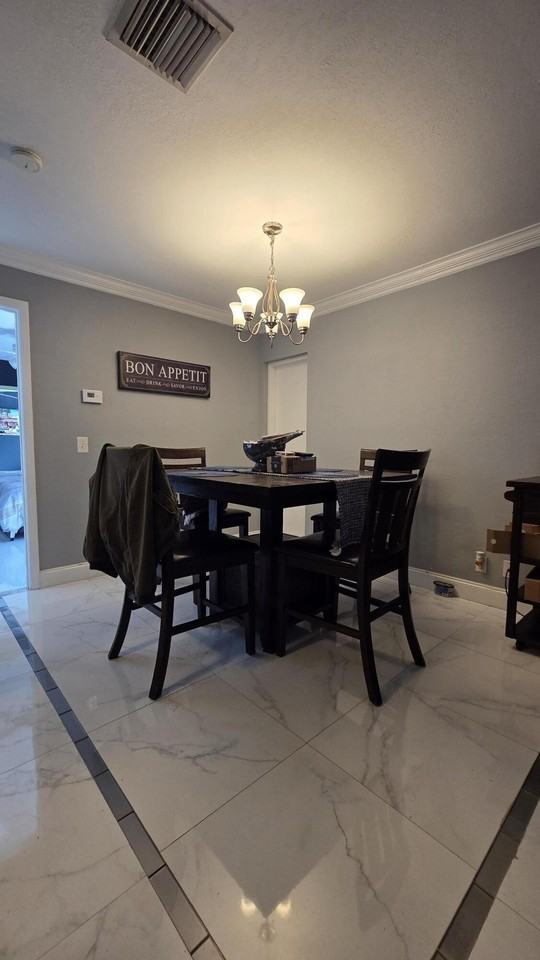 4 Crossings Cir Apt B - Photo 3 of 10