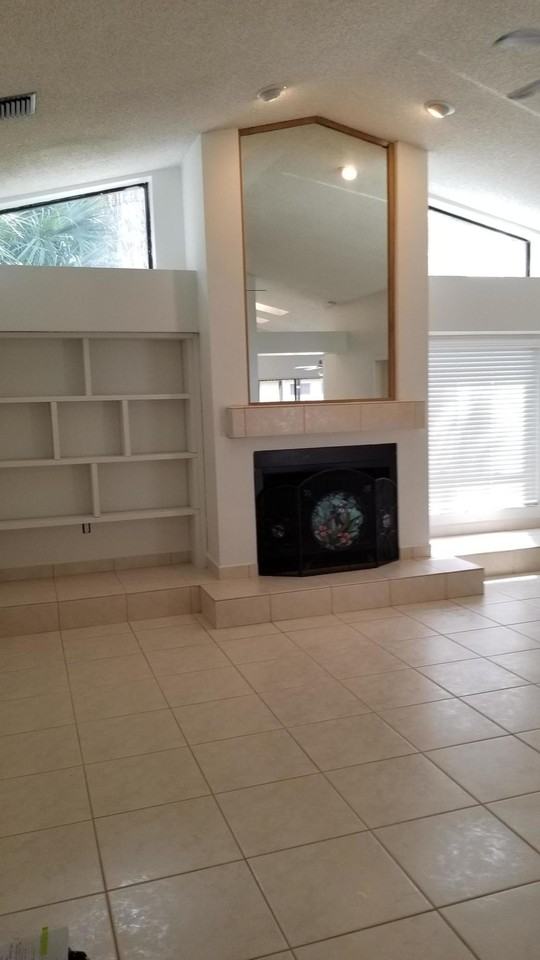 14060 Greentree Dr - Photo 6 of 50