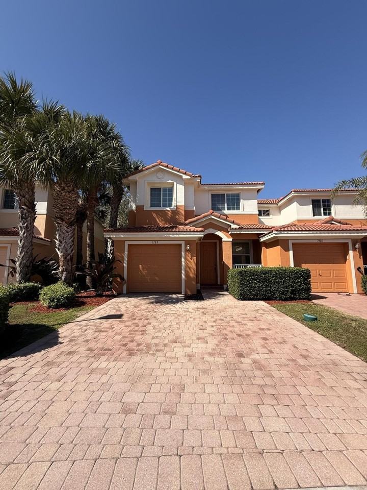 7189 Briella Dr - Photo 3 of 29