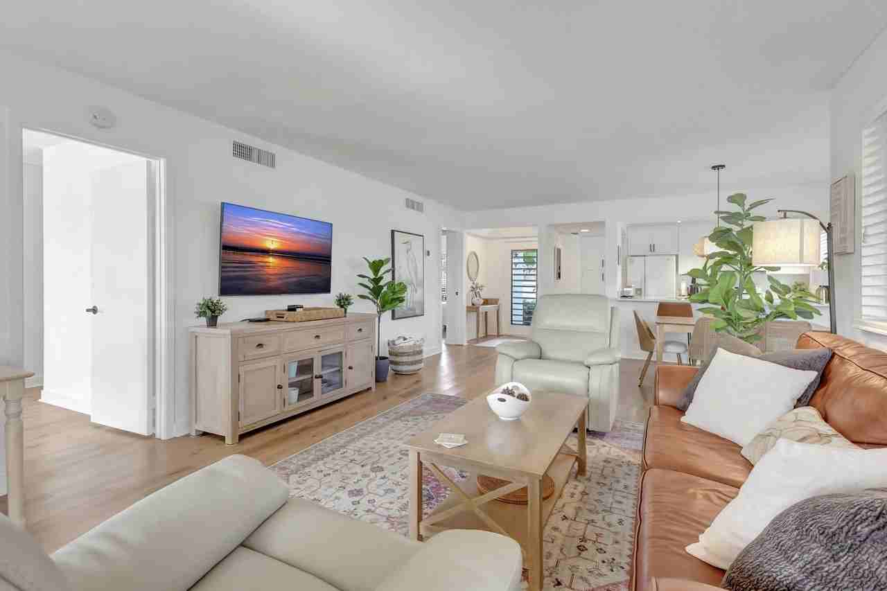 334 Brackenwood Cir - Photo 7 of 50