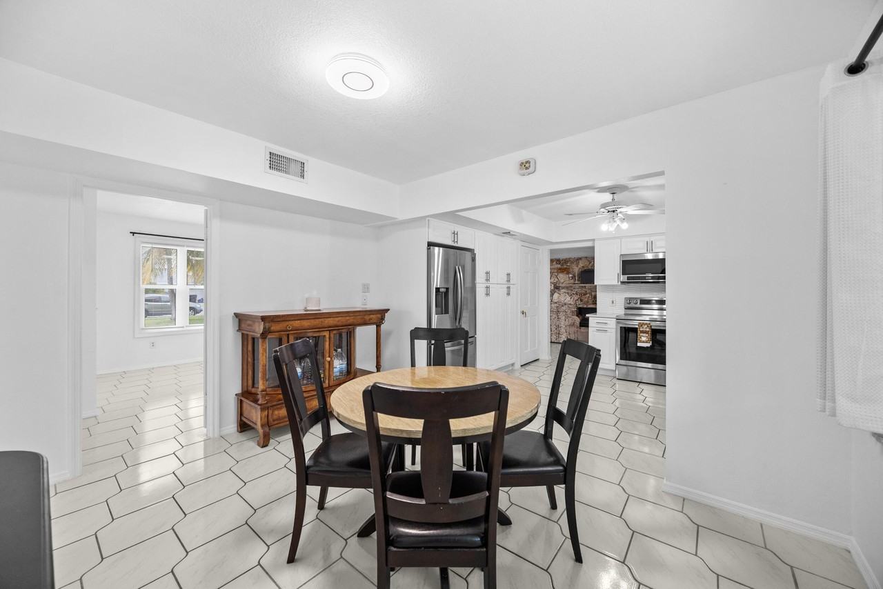 1742 W Terrace Dr - Photo 7 of 27