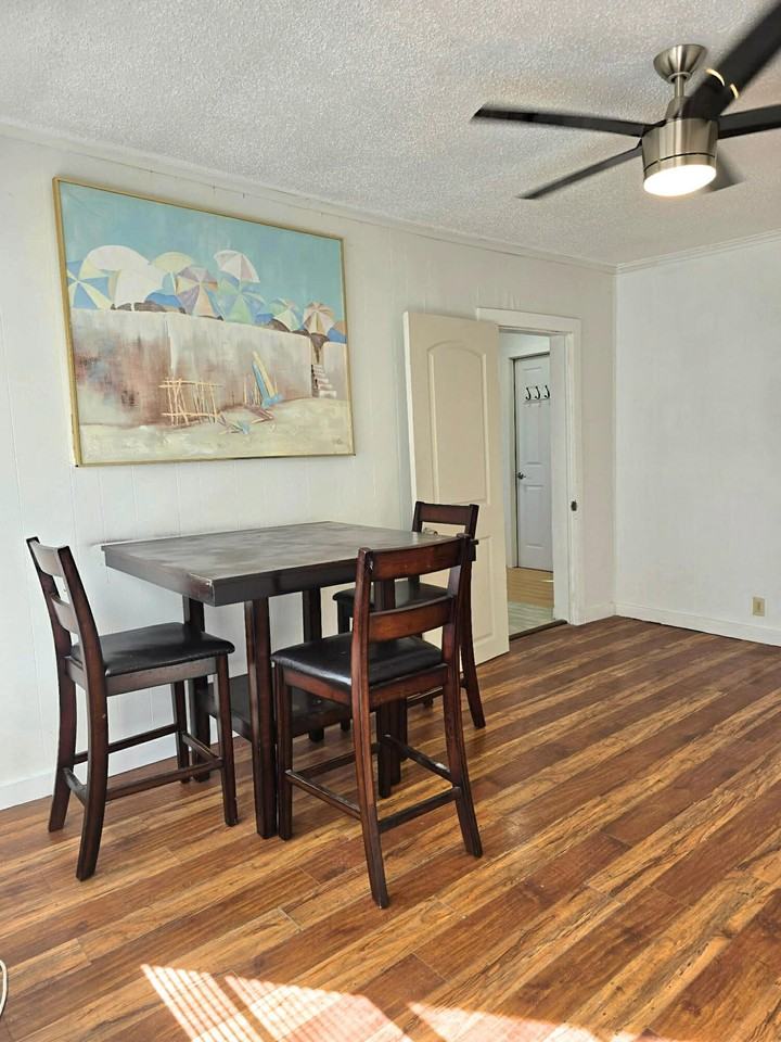 315 Avenue J Sw - Photo 2 of 9