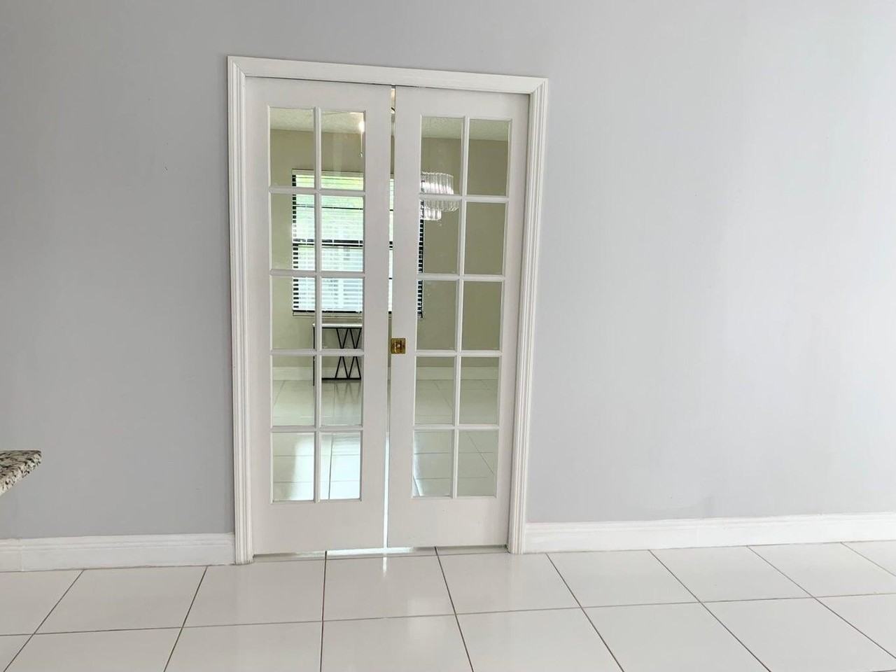 1801 Sabal Ridge Ct Apt E - Photo 7 of 11