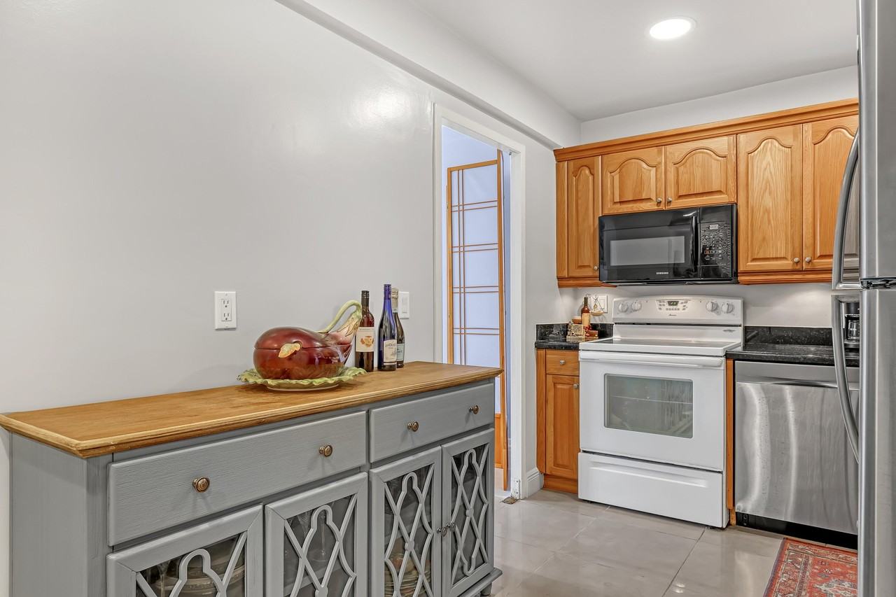 3475 S Ocean Blvd Unit 1050 - Photo 3 of 49